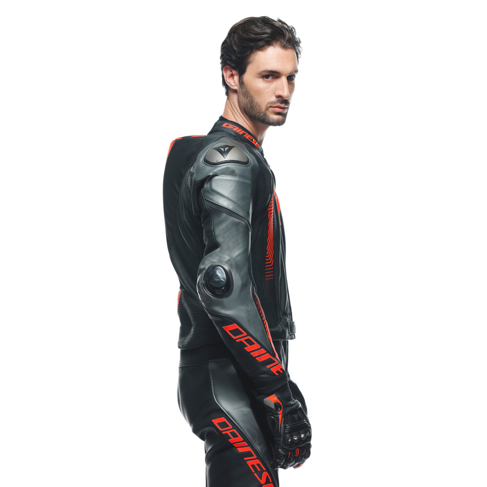 laguna-seca-5-2pcs-leather-suit-black-anthracite-fluo-red image number 10